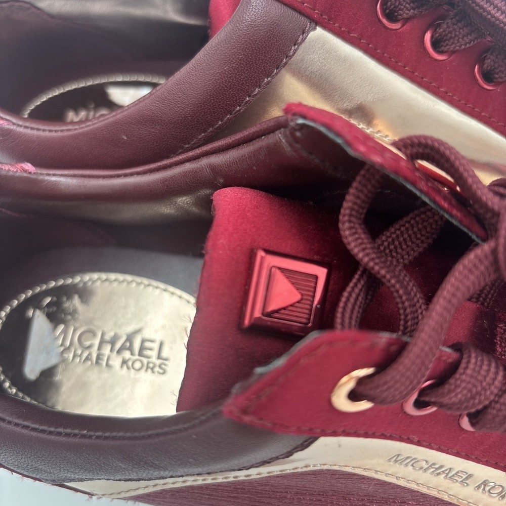 Michael kors Trainers - Girls. Burgundy. Brand new Size 10 Girls M/1 - Picture 12 of 12